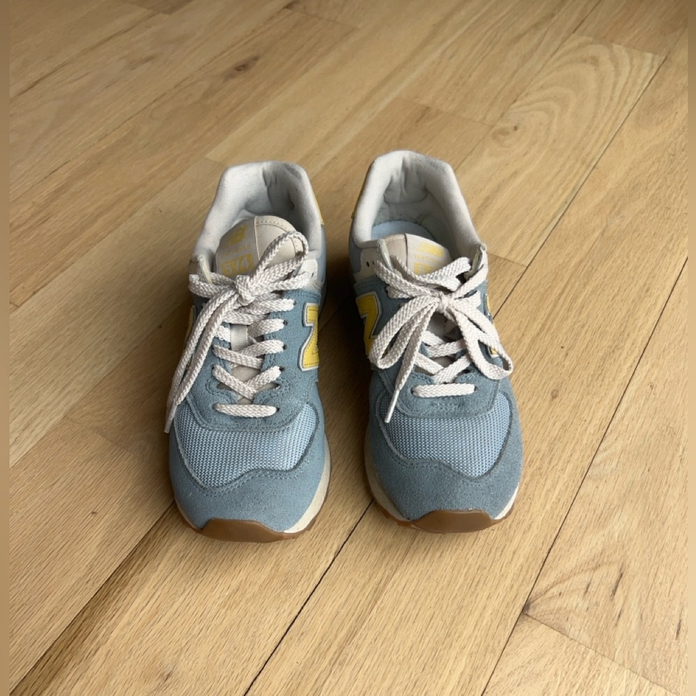 brand new new balance baby blue from Spain 574 6.5 US
